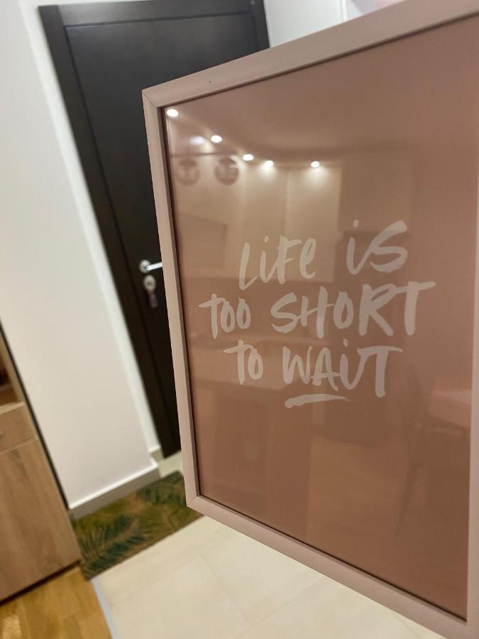 Lux Advent Apartment Subotica Dış mekan fotoğraf