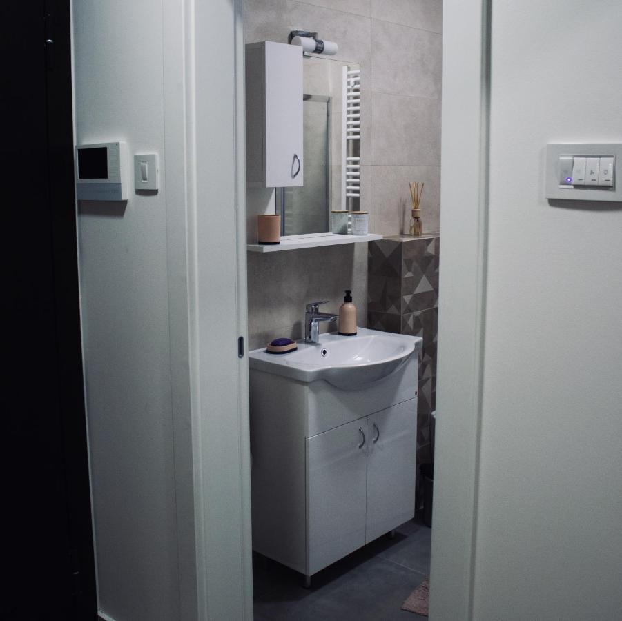Lux Advent Apartment Subotica Dış mekan fotoğraf