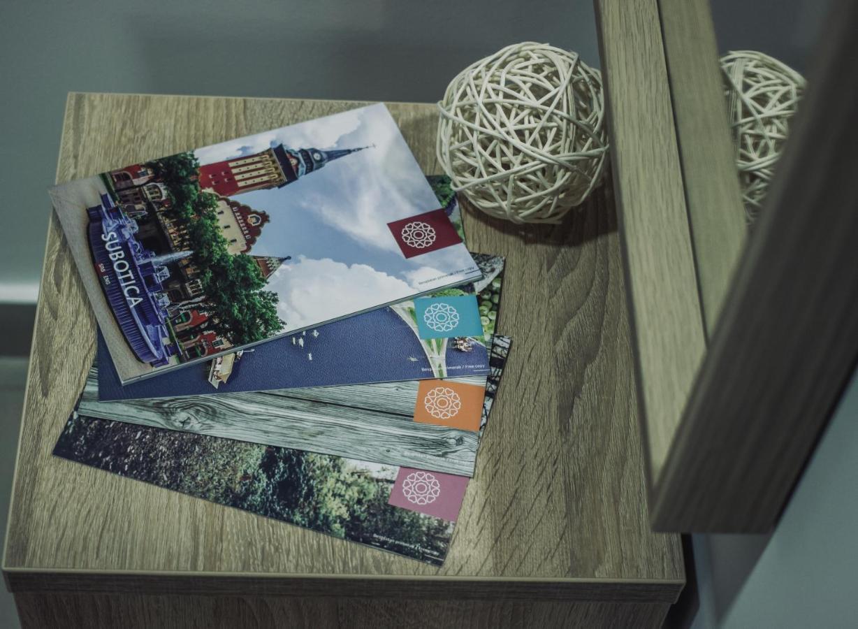Lux Advent Apartment Subotica Dış mekan fotoğraf